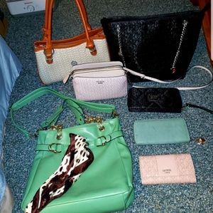 Purses & Wallets